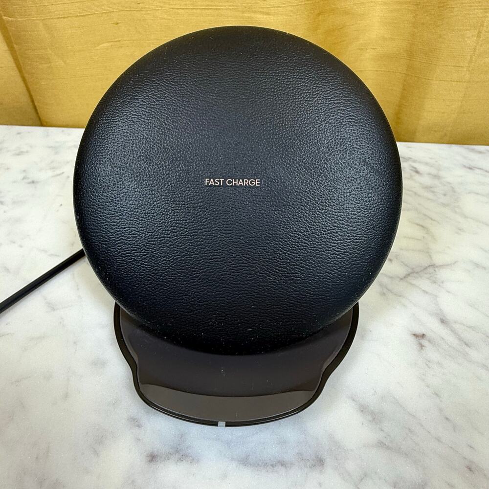 Samsung EP-PG950 Fast Charge Convertible Wireless Charging Stand Pad 2A USB-C Qi